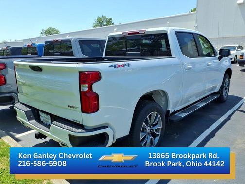 Summit White 2026 Chevrolet Silverado 1500 RST