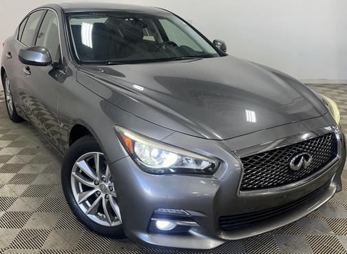 2014 INFINITI Q50 Premium