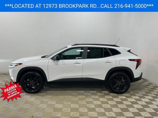 Summit White 2024 Chevrolet Trax FWD ACTIV