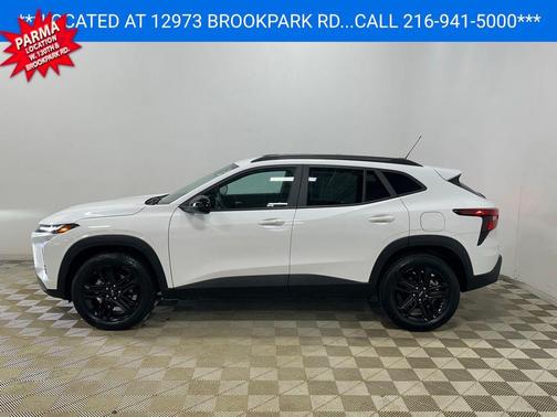 Summit White 2024 Chevrolet Trax FWD ACTIV