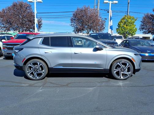 2025 Chevrolet Equinox EV LT