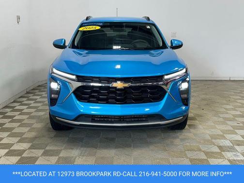 Marina Blue Metallic 2025 Chevrolet Trax LT
