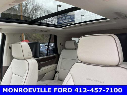 White Frost Tricoat 2021 GMC Yukon Denali