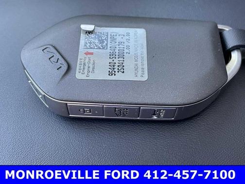 Everlasting Silver 2025 Kia Telluride S