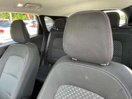 Carbonized Gray Metallic 2025 Ford Escape Active