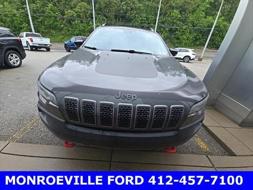2022 Jeep Cherokee Trailhawk