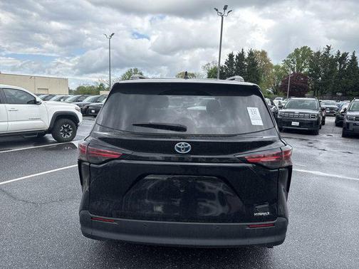 2021 Toyota Sienna XLE