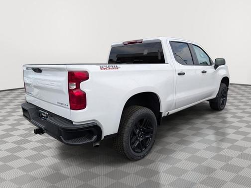 Summit White 2026 Chevrolet Silverado 1500 Custom Trail Boss
