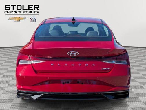 2021 Hyundai ELANTRA Limited