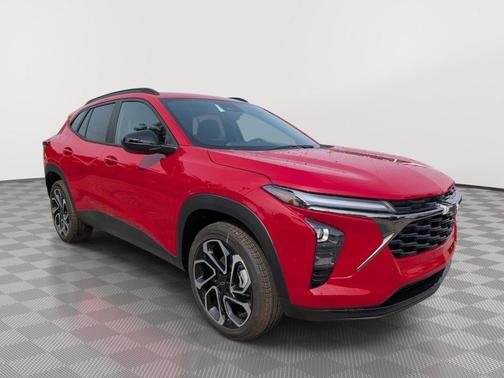 Apex Red 2026 Chevrolet Trax FWD 2RS