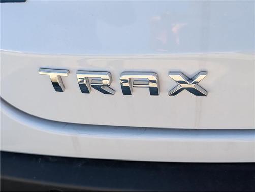 Summit White 2026 Chevrolet Trax LT