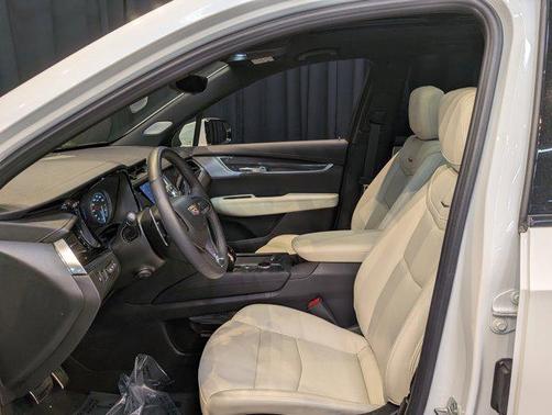 2024 Cadillac XT6 Sport AWD