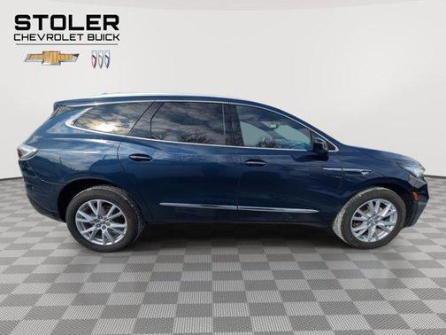 2023 Buick Enclave Essence AWD