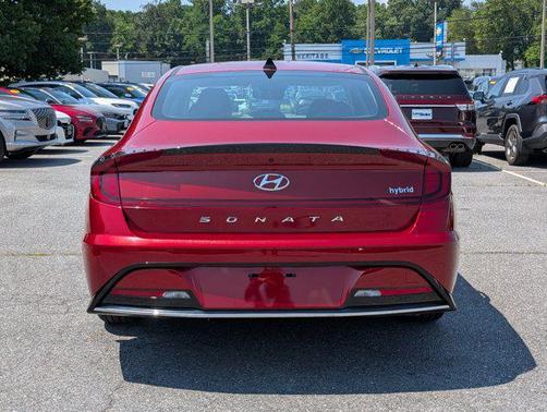 2023 Hyundai SONATA Hybrid SE