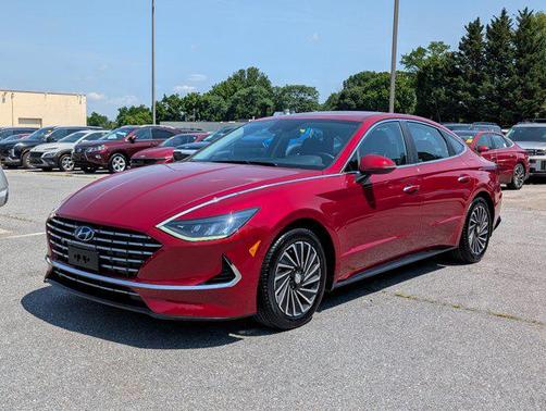 2023 Hyundai SONATA Hybrid SE