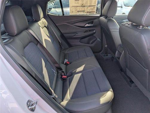 Summit White 2026 Buick Envista Preferred FWD