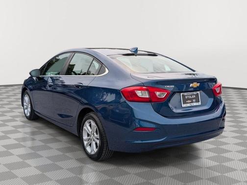 Kinetic Blue Metallic 2019 Chevrolet Cruze LT