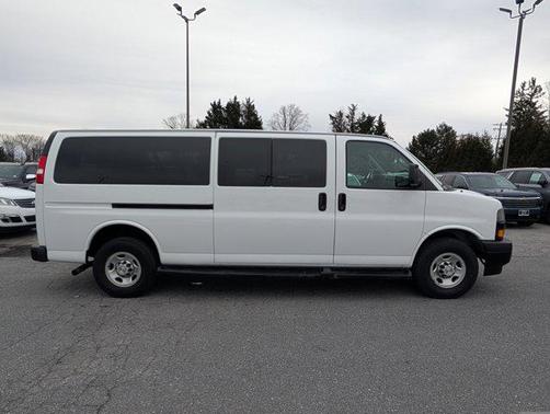 2023 Chevrolet Express 3500 RWD 3500 Extended Wheelbase LS