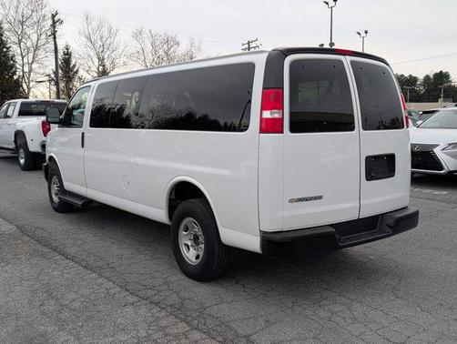 2023 Chevrolet Express 3500 RWD 3500 Extended Wheelbase LS