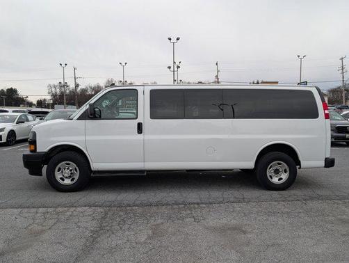 2023 Chevrolet Express 3500 RWD 3500 Extended Wheelbase LS
