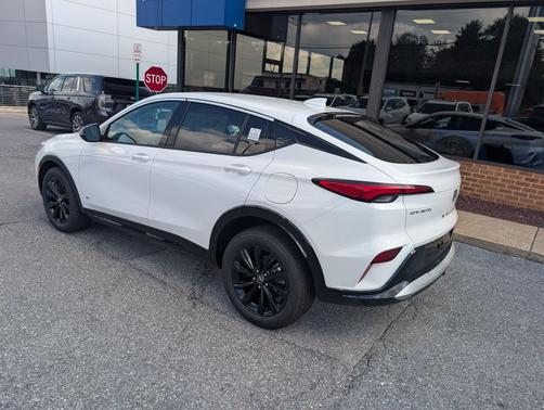 Summit White 2026 Buick Envista Sport Touring FWD