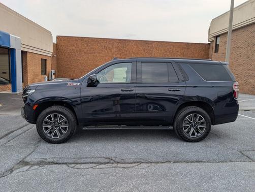 Midnight Blue Metallic 2023 Chevrolet Tahoe 4WD Z71