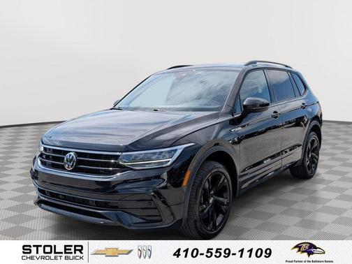 Deep Black Pearl 2024 Volkswagen Tiguan 2.0T SE R-Line Black 4MOTION
