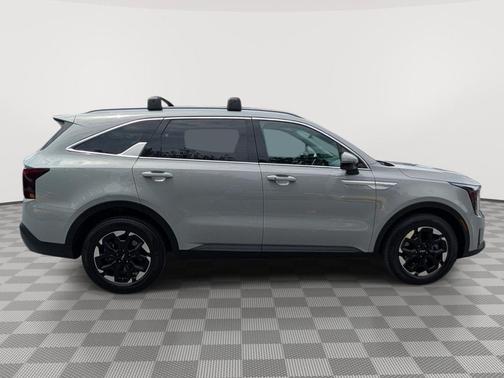 Wolf Gray 2024 Kia Sorento S
