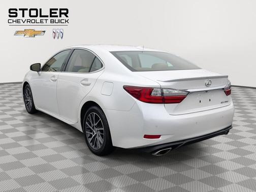 Eminent White Pearl 2016 Lexus ES 350 Base