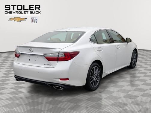 Eminent White Pearl 2016 Lexus ES 350 Base