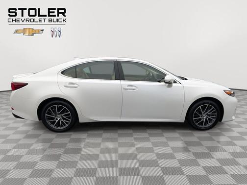 Eminent White Pearl 2016 Lexus ES 350 Base