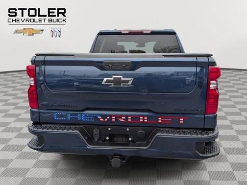 2022 Chevrolet Silverado 1500 Custom