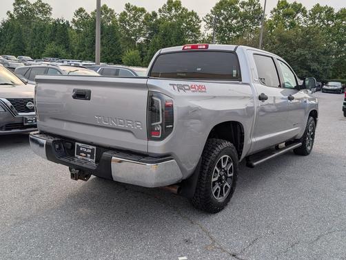 Silver Sky Metallic 2015 Toyota Tundra SR5