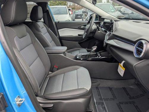 Marina Blue Metallic 2026 Chevrolet Trax LT