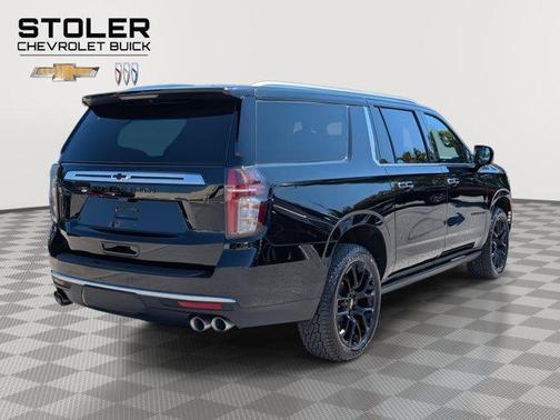 2023 Chevrolet Suburban 4WD High Country
