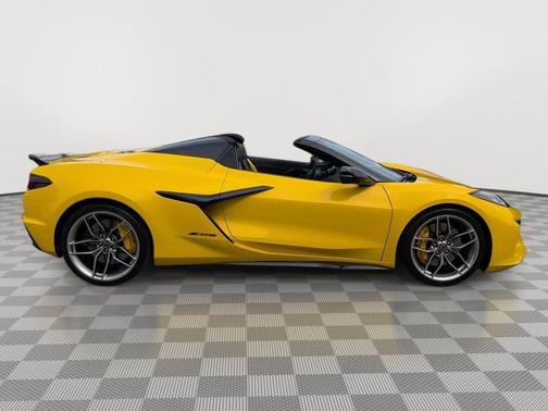 Competition Yellow Tintcoat Metallic 2025 Chevrolet Corvette Z06