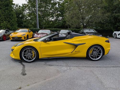 Competition Yellow Tintcoat Metallic 2025 Chevrolet Corvette Z06