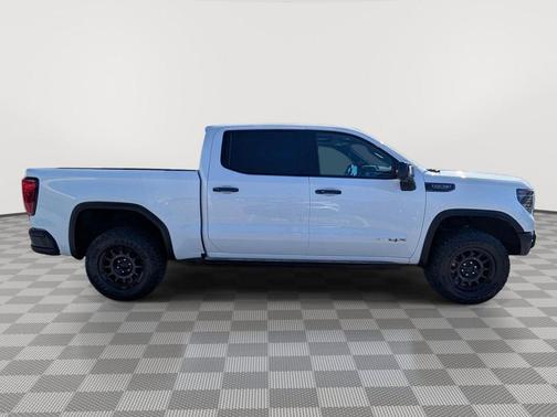 Summit White 2023 GMC Sierra 1500 AT4X