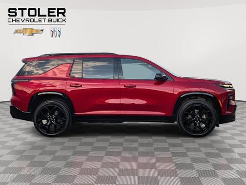 Radiant Red Tintcoat 2024 Chevrolet Traverse RS