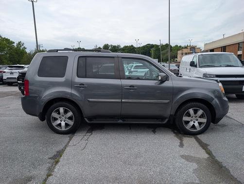 Polished Metal Metallic 2013 Honda Pilot Touring