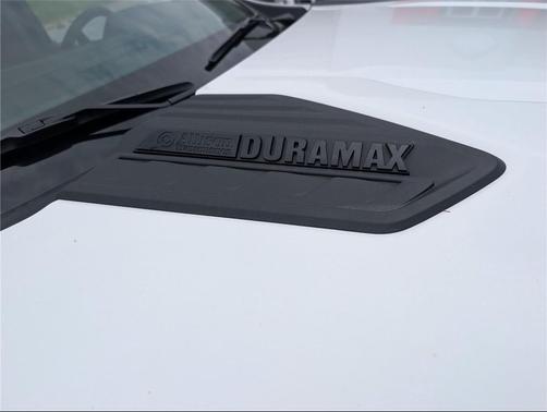 Summit White 2026 Chevrolet Silverado 2500 LTZ