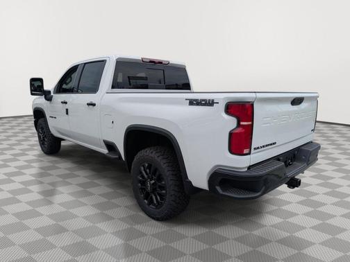 Summit White 2026 Chevrolet Silverado 2500 LTZ