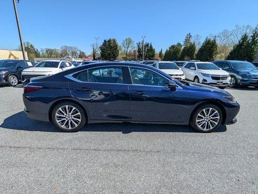 2021 Lexus ES 350 Base