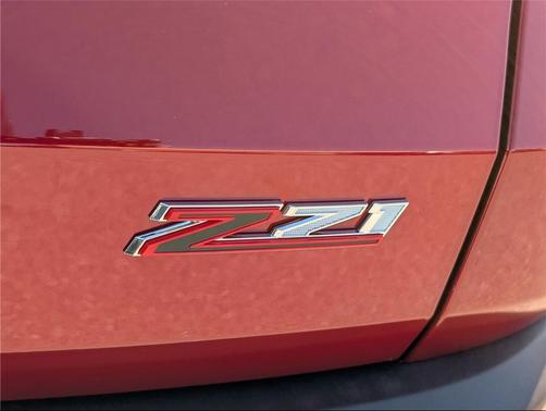 Radiant Red Tintcoat 2026 Chevrolet Traverse AWD Z71