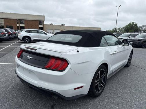 2022 Ford Mustang EcoBoost Premium