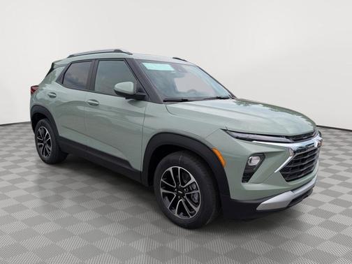 Cacti Green 2026 Chevrolet Trailblazer LT