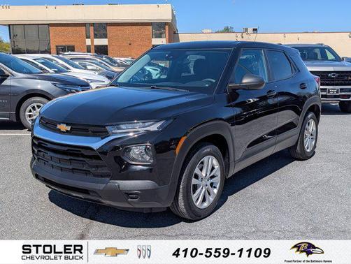 Mosaic Black Metallic 2022 Chevrolet Trailblazer LS