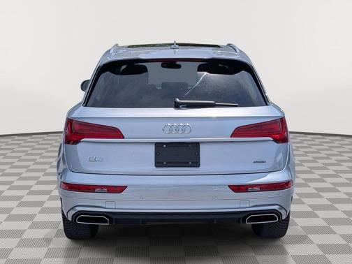 Florett Silver Metallic 2024 Audi Q5 45 S line Premium Plus