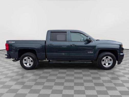 Graphite Metallic 2017 Chevrolet Silverado 1500 2LT