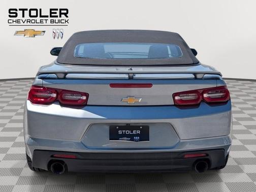 Sharkskin Metallic 2023 Chevrolet Camaro 1LT